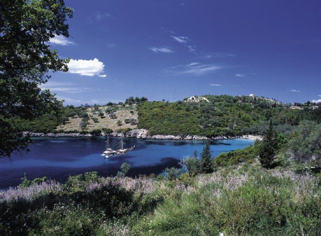 sivota Zavia Beach